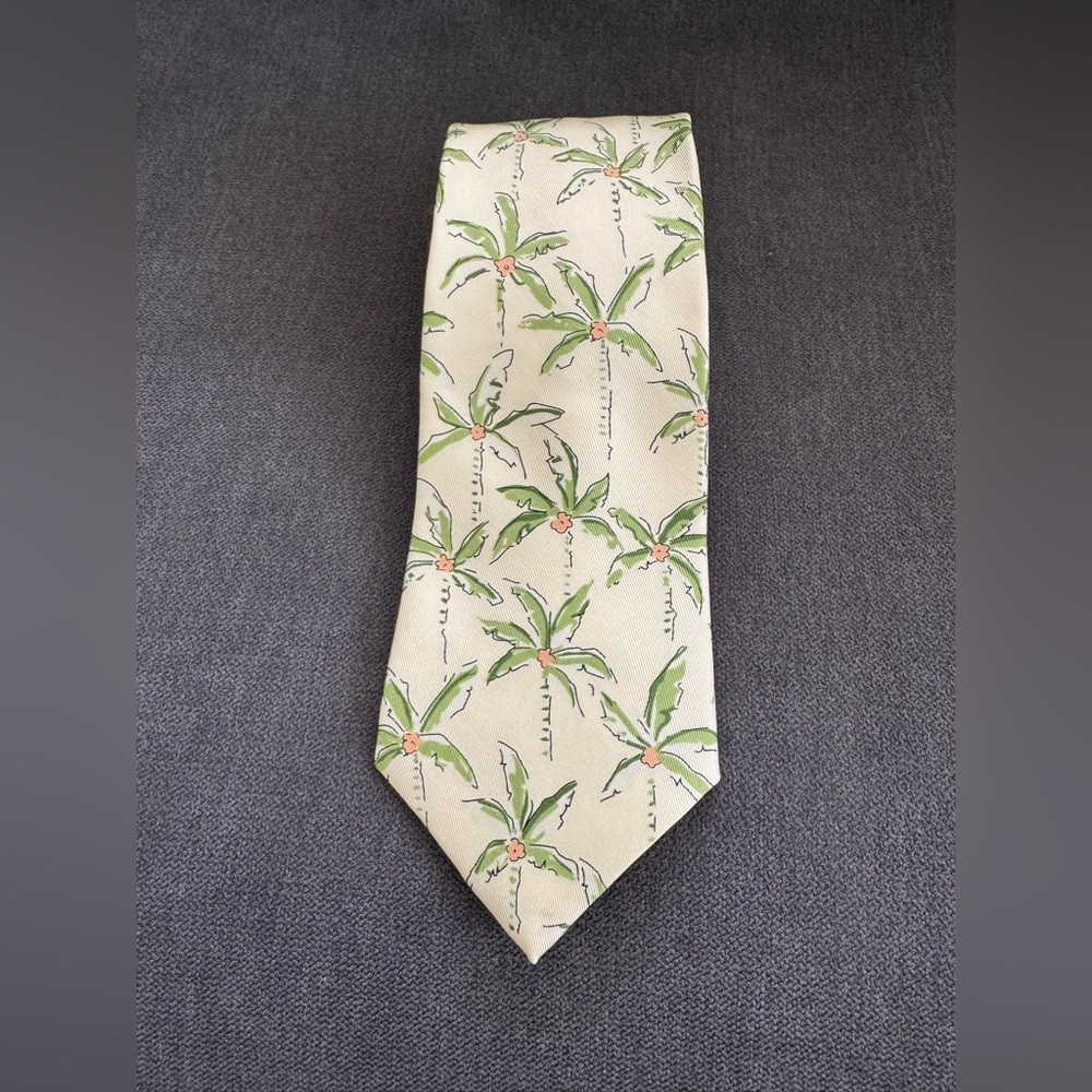 J. McLaughlin Palm print yellow‎ men’s silk tie